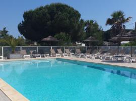 Camping Les Roches d'Agde，位于勒格劳德阿格德的露营地