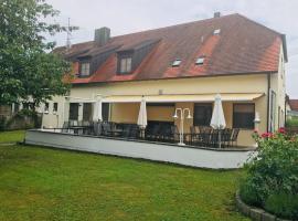 Landhotel Kesseltaler Hof，位于Amerdingen的酒店