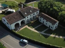 特拉迪佐萨格纳农家乐