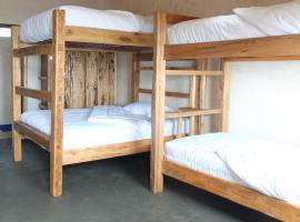Mandiri Break Surf & Fishing Resort，位于Krui的酒店