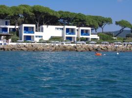 Baia Etrusca Resort，位于里奥托尔托的酒店