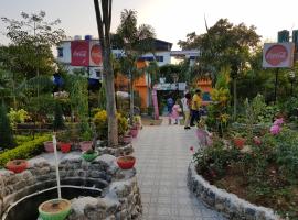 shaan-e-punjab hotel，位于丹巴德的酒店