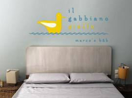 il gabbiano giallo，位于法诺的住宿加早餐旅馆