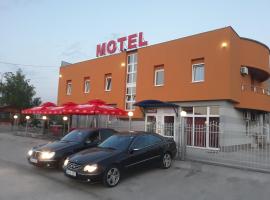 Motel Diplomat Tuzla，位于图兹拉的酒店