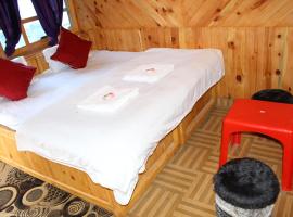 FLY IN HEAVEN COTTAGE，位于Rahla的酒店