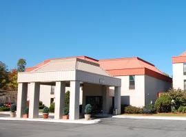 Newburgh Stewart Airport Hotel，位于Orange Lake的酒店