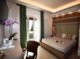 Melody Sorrento Suites，位于索伦托的酒店