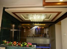 Living Hotel & Suites，位于吉大港的酒店