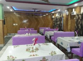 Hotel urvashi，位于Sidhauli的酒店