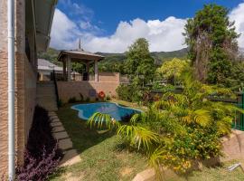 Beau Vallon Villa Chalets，位于博瓦隆的酒店