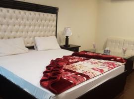 Hotel Civic - Gujranwala，位于Kangniwāla的酒店