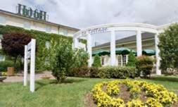 Brit Hotel Le Cottage，位于阿纳齐的酒店