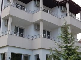 Къща за гости Magnolia，位于比亚拉的酒店