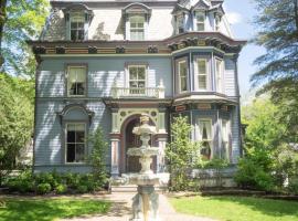 The Bevin House B&B，位于East Hampton的酒店