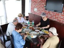Marari houseboat