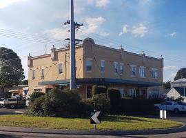 Helensburgh Hotel，位于Helensburgh的酒店