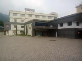 the hotel elegance，位于Nedukandam的酒店