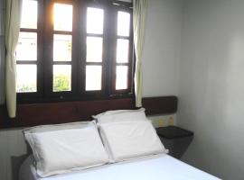 普拉亚公寓酒店，位于纳塔尔的经济型酒店