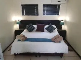 360 Eastwoods Guesthouse