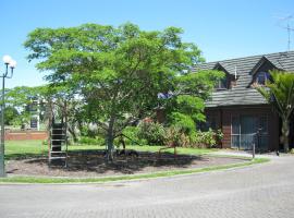 Champers Motor Lodge，位于吉斯伯恩的酒店