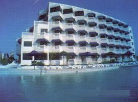 Hotel Sol，位于Las Canoas的酒店