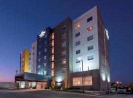 Microtel Inn & Suites by Wyndham San Luis Potosi，位于圣路易斯波托西的酒店