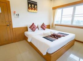 Phurua Mantra Hotel，位于Lom Sak的酒店