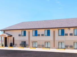 Super 8 by Wyndham Bowman，位于鲍曼的酒店