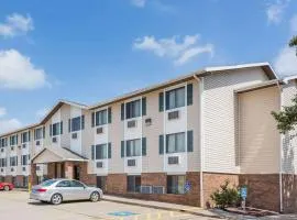 堪萨斯曼哈顿速8酒店