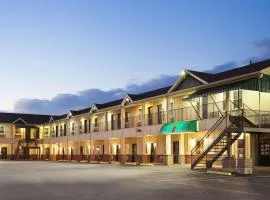 米夫林维尔速8酒店