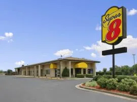 Super 8 by Wyndham Tupelo Airport