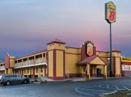 Super 8 by Wyndham Indianapolis-Southport Rd