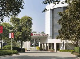Ramada Plaza by Wyndham JHV Varanasi，位于瓦拉纳西瓦拉纳西机场 - VNS附近的酒店