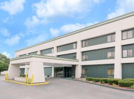 奥纳拉斯加贝蒙特套房酒店，位于奥那拉斯加的酒店