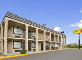 Super 8 by Wyndham Fort Worth TX