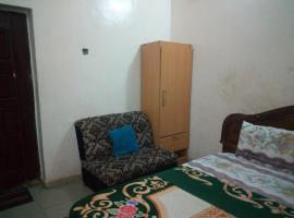 Wise Hotel，位于Sabo的酒店