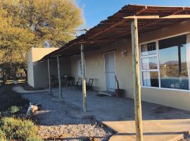 Die Lemoenhuis，位于Calvinia的酒店