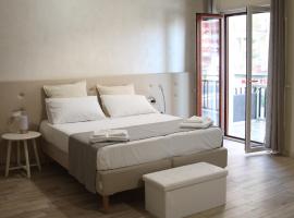 Michelangelo Home B&B，位于罗萨诺的酒店