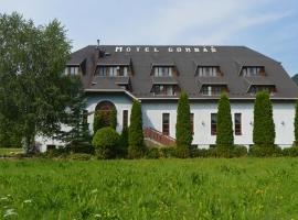 Motel Gombáš，位于Hubová的汽车旅馆