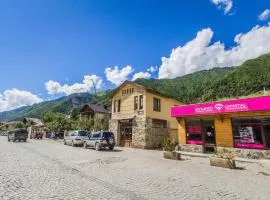 依卡与尼诺旅馆