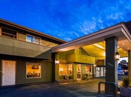 RiverTree Inn & Suites，位于Clarkston的酒店