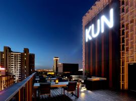 KUN Tour Hotel逢甲，位于台中市逢甲夜市附近的酒店