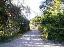 Mudjimba Esplanade Villa，位于穆德吉巴的酒店