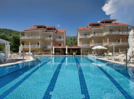 Elena Hotel，位于帕尔加的酒店