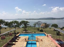 Samuka Island Retreat，位于金贾的酒店