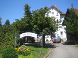 贝尔韦达雷餐厅酒店，位于韦斯巴德霍赫尔卡斯腾附近的酒店