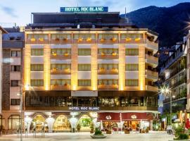Roc Blanc Hotel & Spa，位于安道尔城的滑雪度假村