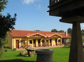 Hotel Rural La Corolla，位于Quintueles的酒店
