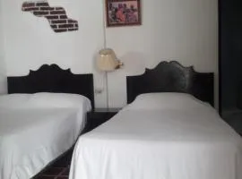 Hotel De Cortez y Larraz