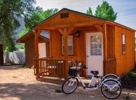 Zion’s Cozy Cabin's，位于Hildale的山林小屋